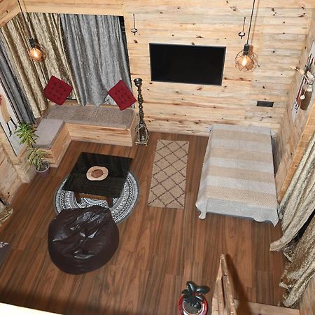 The Cabin By The Bayou Bed & Breakfast Guwahati Dış mekan fotoğraf