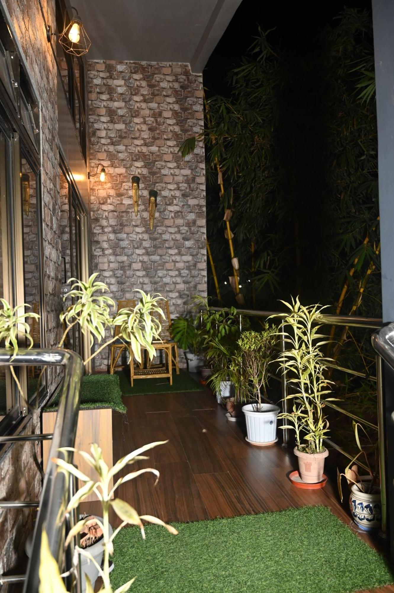 The Cabin By The Bayou Bed & Breakfast Guwahati Dış mekan fotoğraf